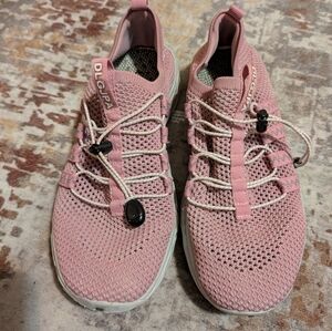 DLGPA Women's Shoes Sz 8 Water Shoes